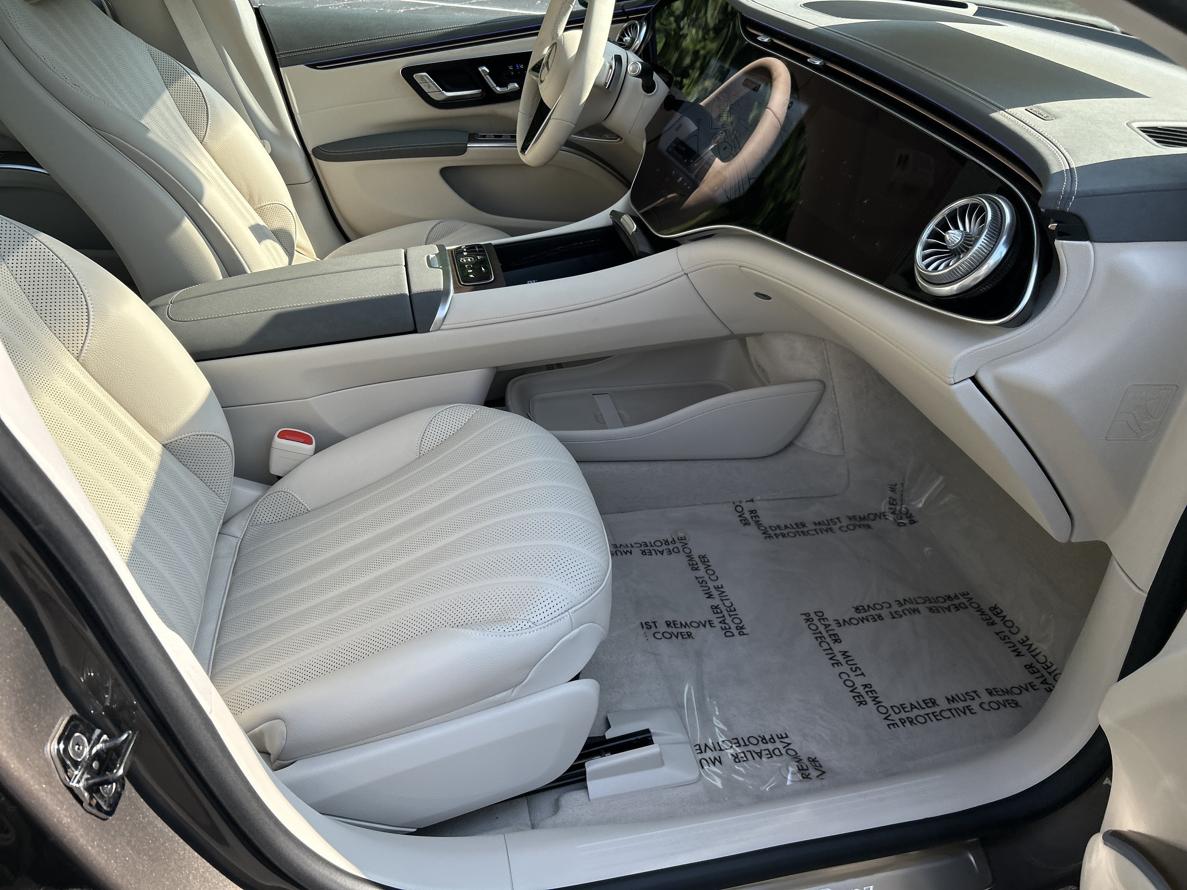 New 2026 Sonoran Brown Metallic Mercedes-Benz EQS 450 4MATIC® Sedan image 44