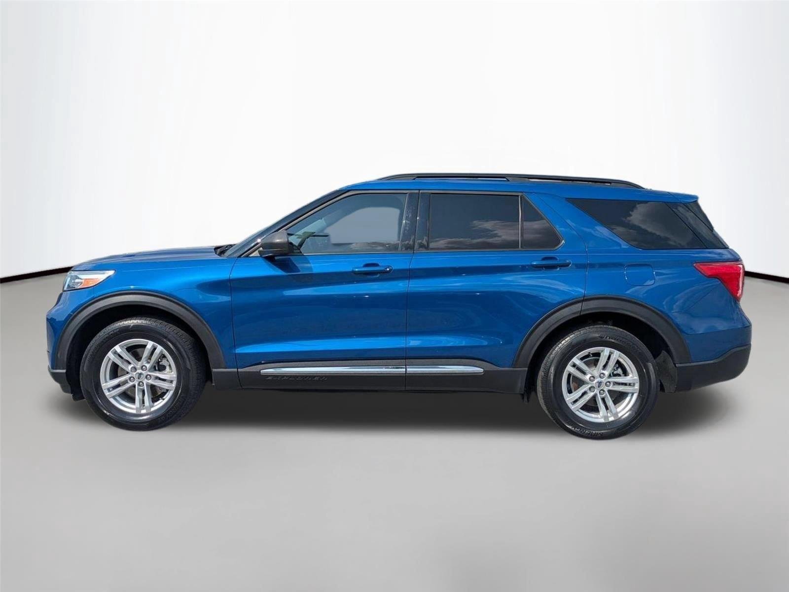 Used 2022 Atlas Blue Metallic Ford XLT image 5
