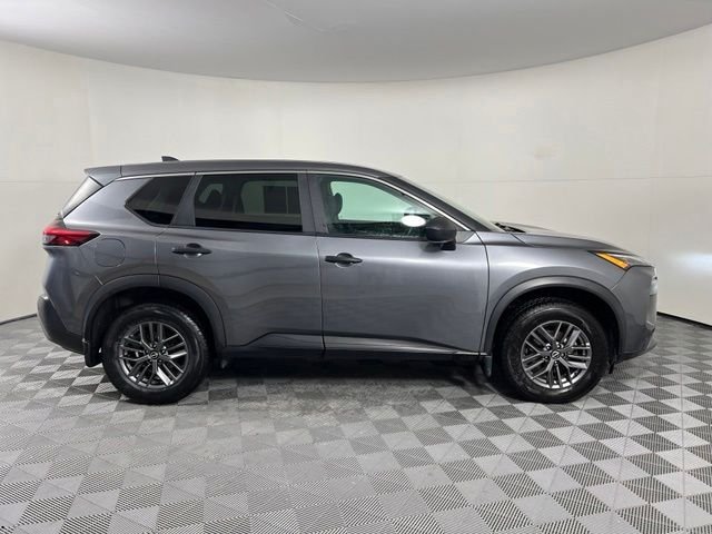 Used 2023 Gray Nissan S image 8