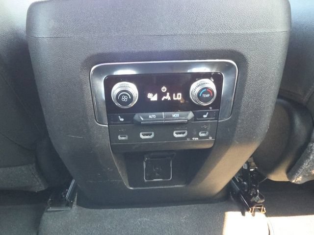 2021 GMC Yukon XL AT4 - Photo 35