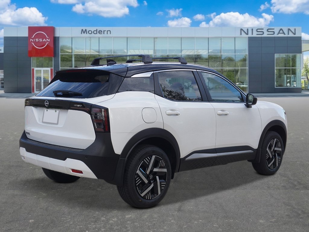 New 2026 Aspen White TriCoat / Super Black Two-tone Nissan SV image 5