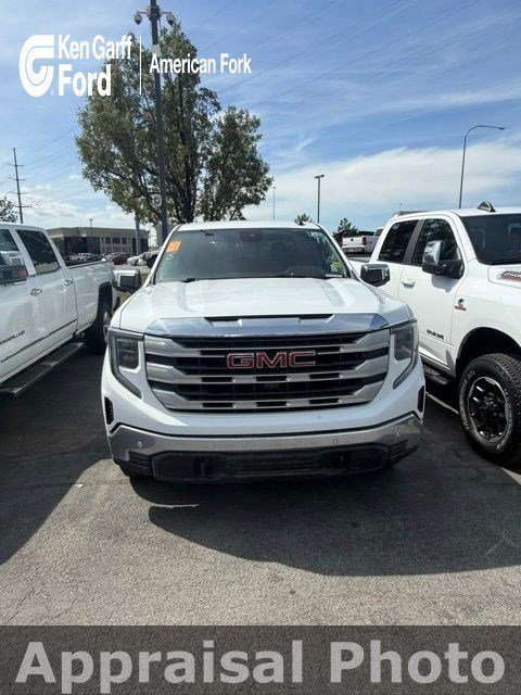 2024 GMC Sierra SLE 4WD Crew Cab Short Box's photo