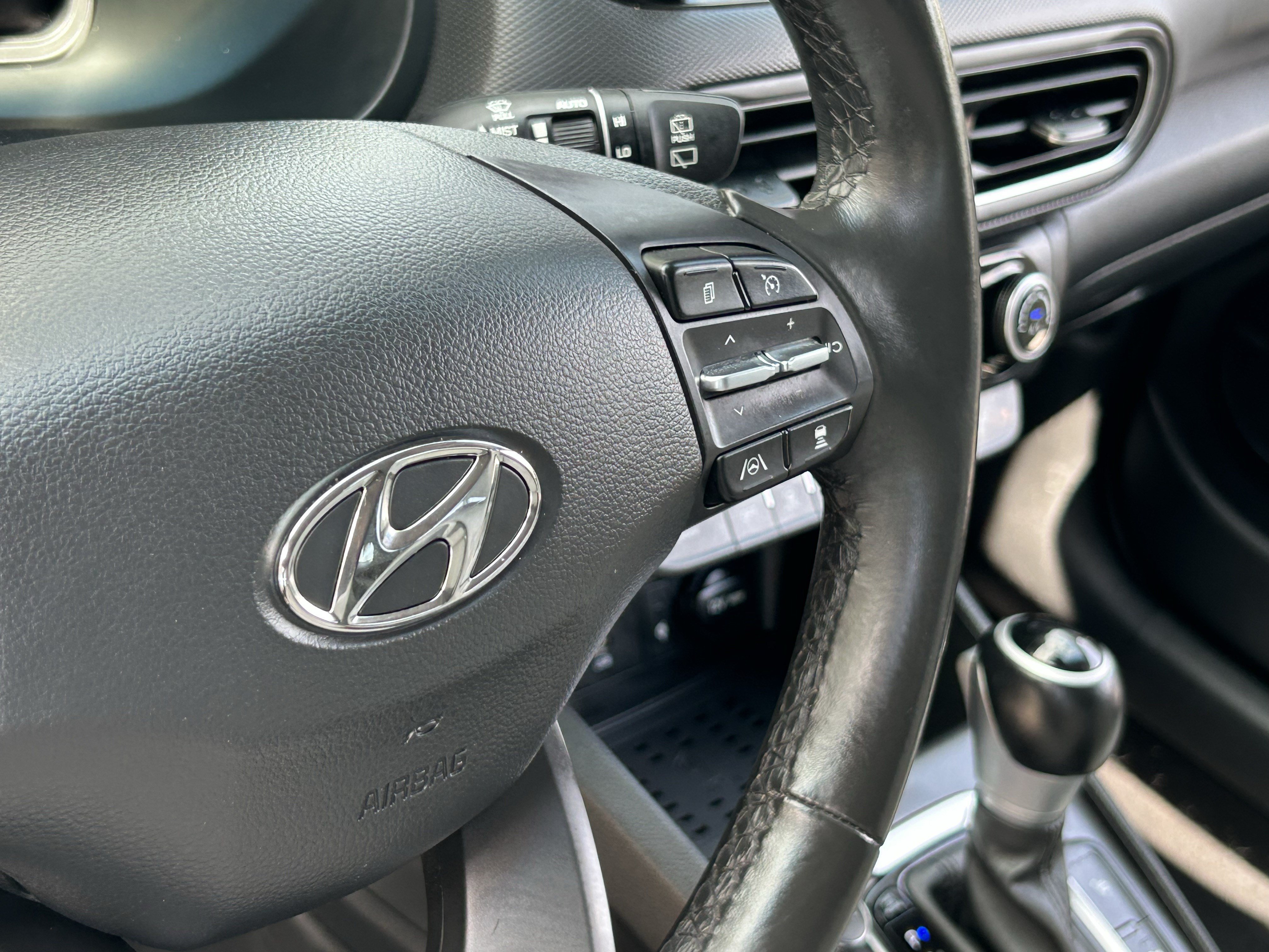Used 2023 Abyss Black Pearl Hyundai Limited image 29