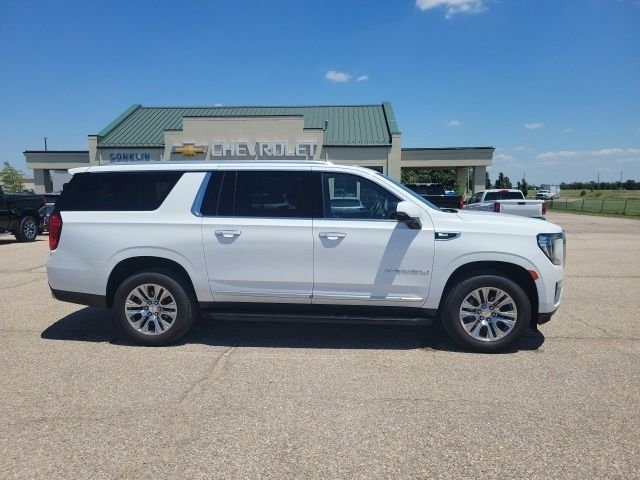 Used 2024 Summit White GMC Denali image 25