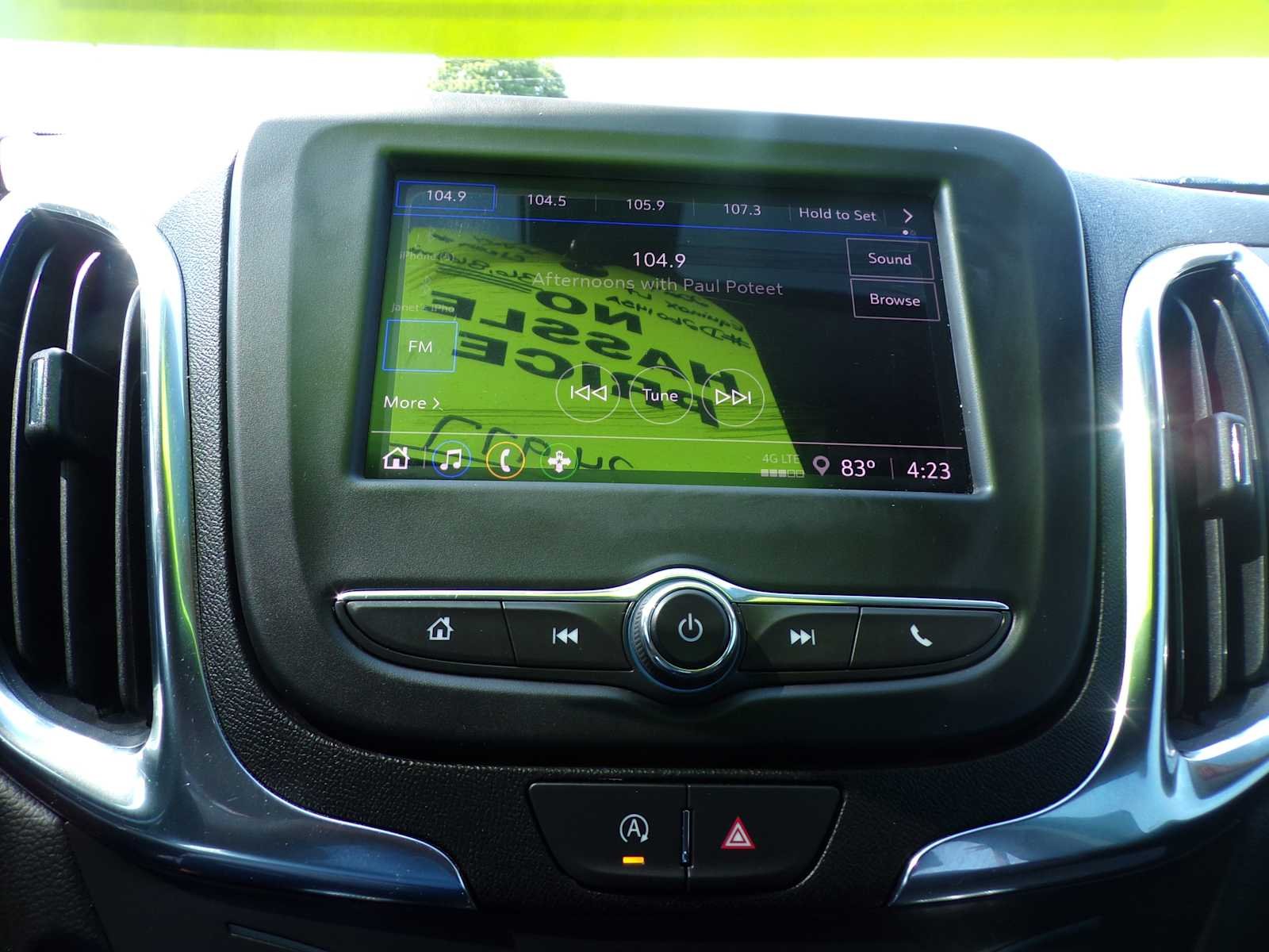 Used 2024 Summit White Chevrolet LT image 12