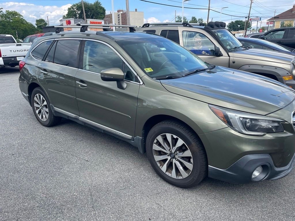 Used 2019 Green Subaru 2.5i image 2