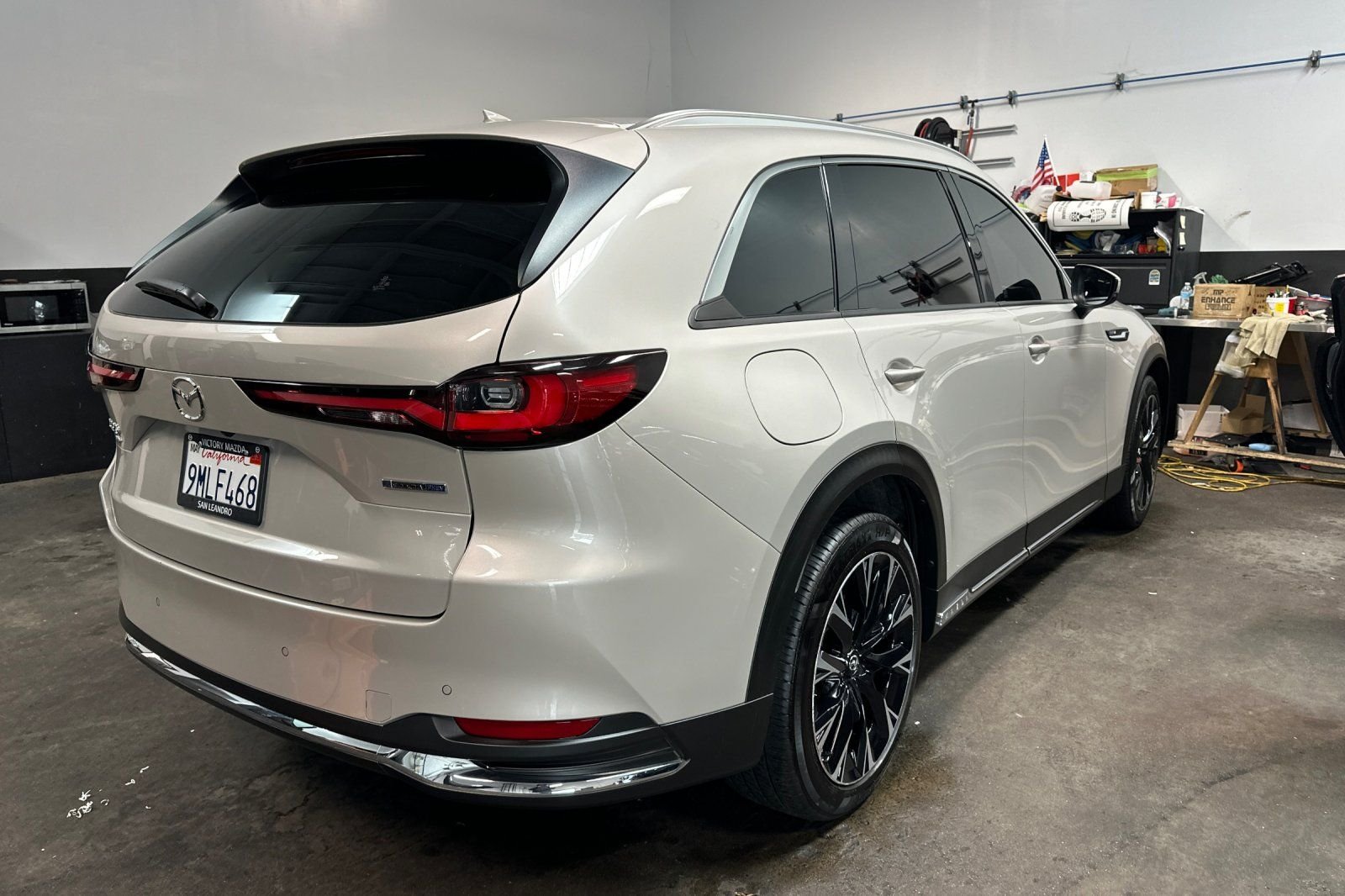 2024 Mazda CX-90 PHEV Premium photo 5