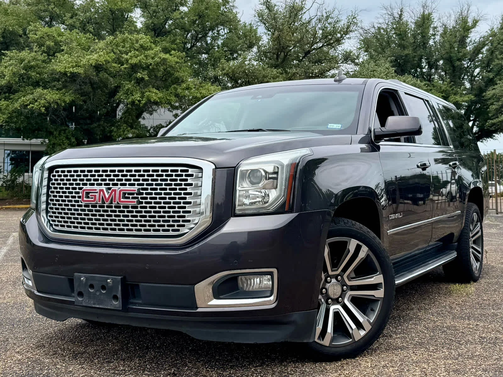 2017 GMC Yukon Denali AWD's photo