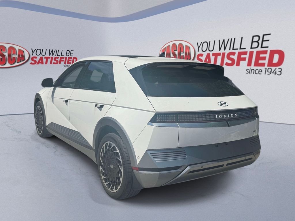 Used 2023 White Hyundai Limited image 6