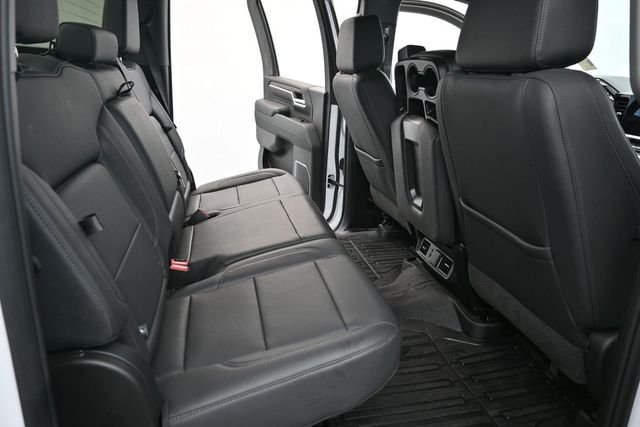 Used 2025 White GMC SLT image 33