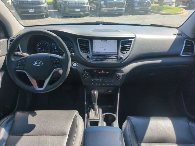 Used 2018 Blue Hyundai Limited image 24