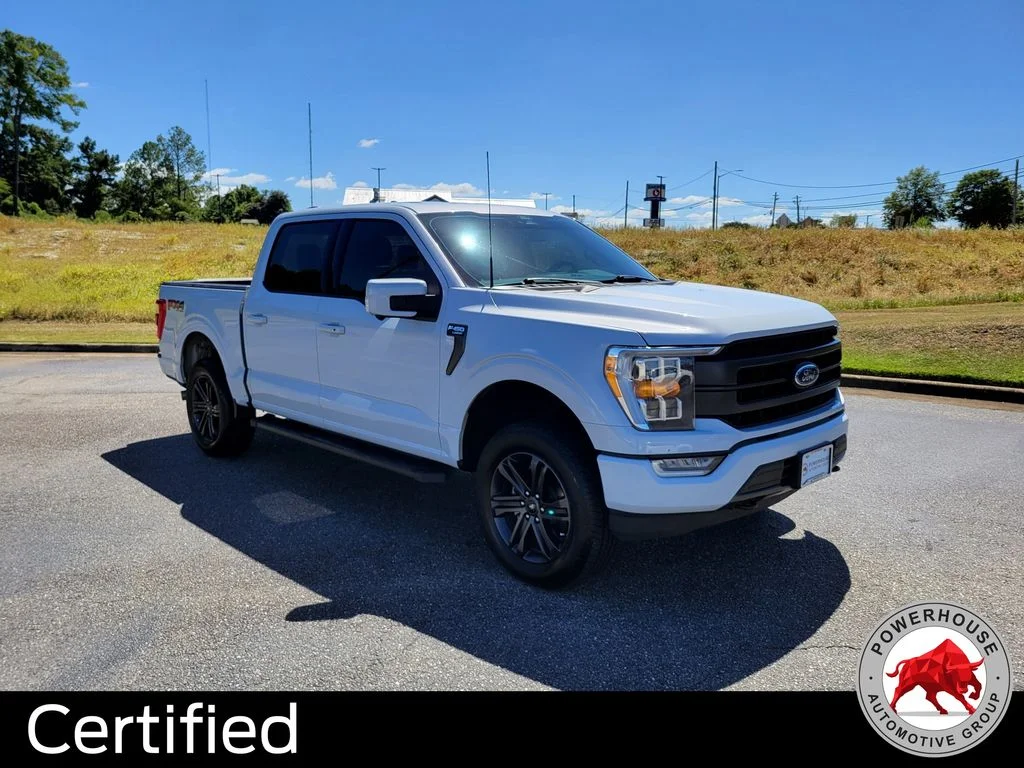Used 2022 White Ford Lariat image 9