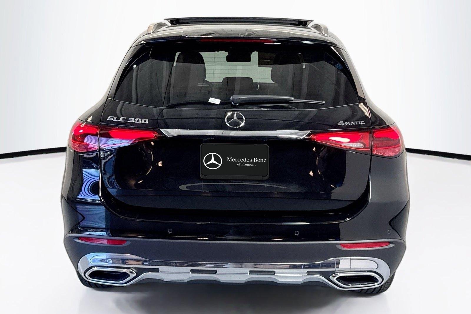 New 2026 Black Mercedes-Benz GLC 300 image 6