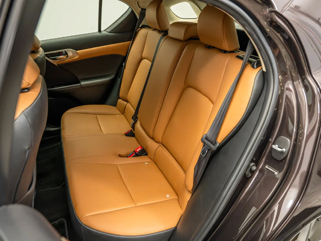 Used 2014 Pearl Lexus 200h image 42