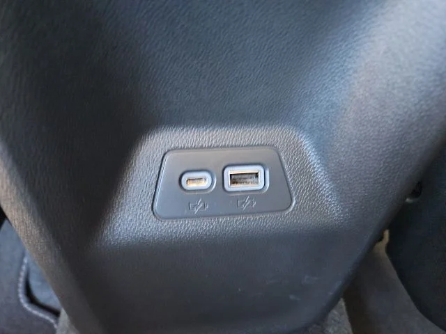 Used 2023 Black Buick Essence image 15