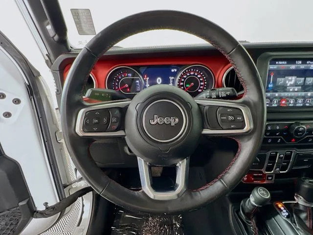 Used 2018 White Jeep Unlimited Rubicon image 12