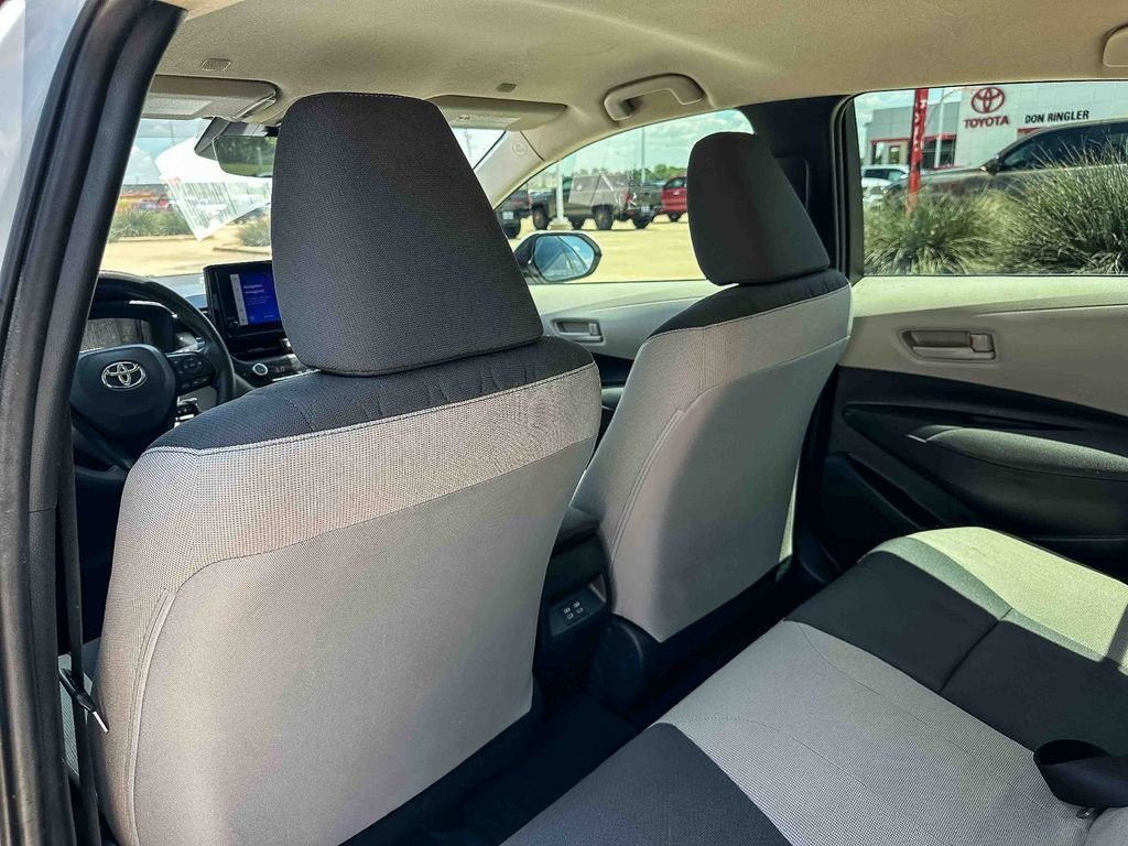 Used 2023 White Toyota LE image 16