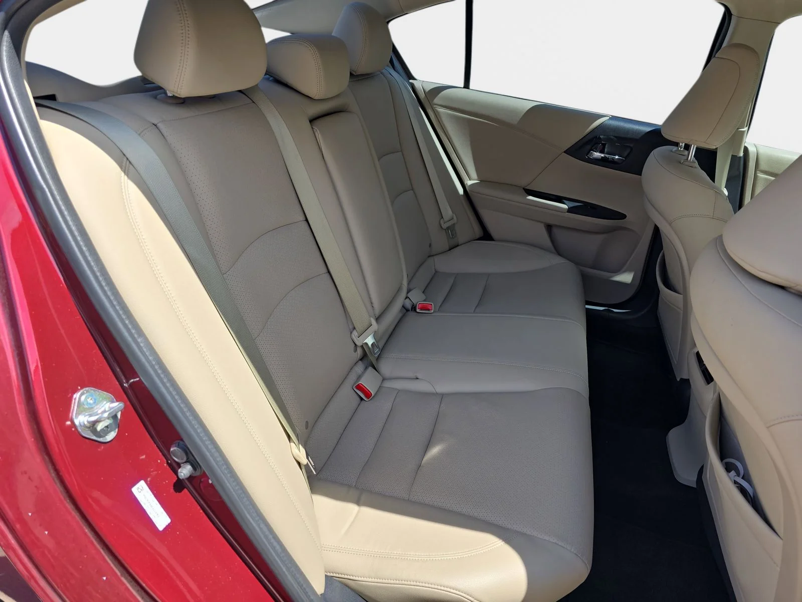Used 2014 Basque Red Pearl II Honda Touring image 13
