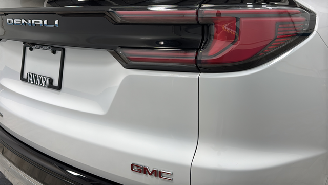 Used 2024 Summit White GMC Denali image 39