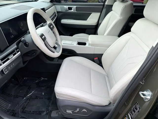Used 2025 Green Hyundai SEL image 15