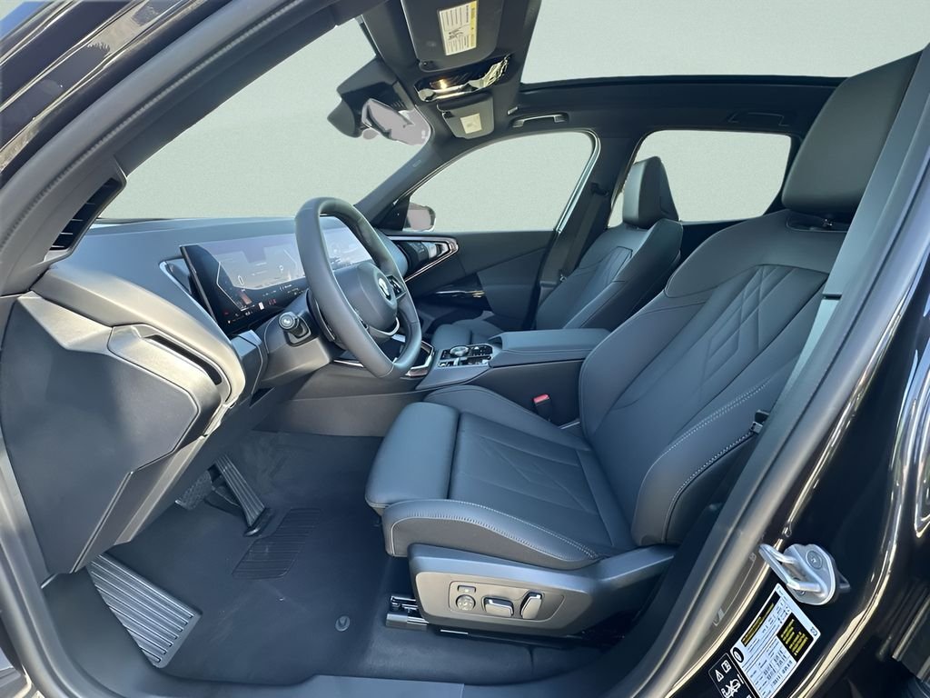 2026 BMW X3 30 - Photo 15