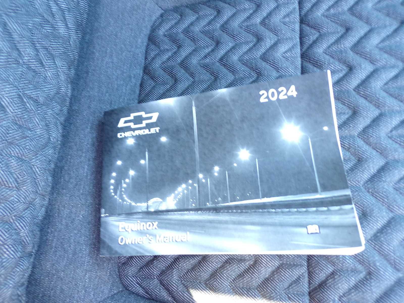 2024 Chevrolet Equinox LT - Photo 26