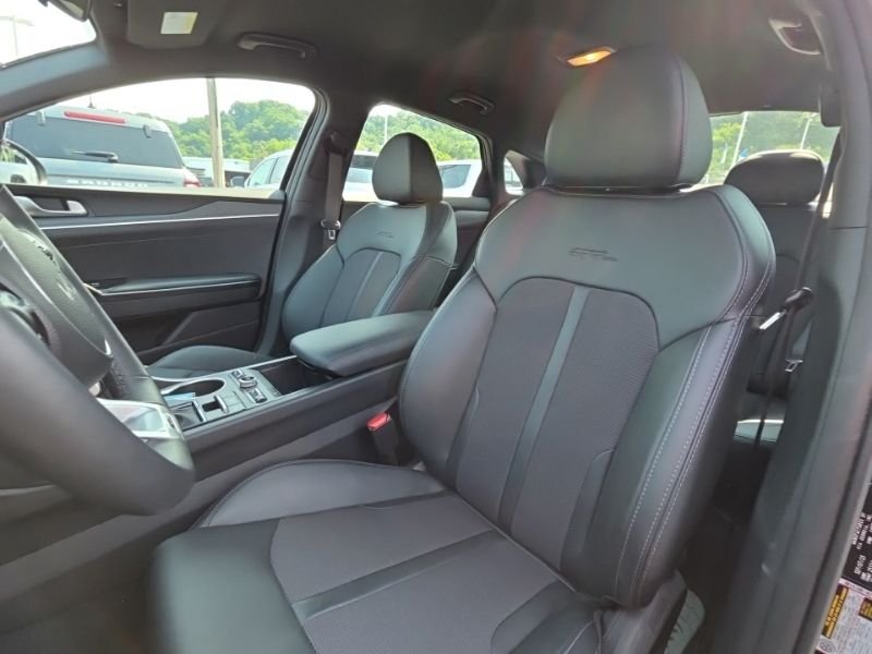 Used 2024 Black Kia GT-Line image 10