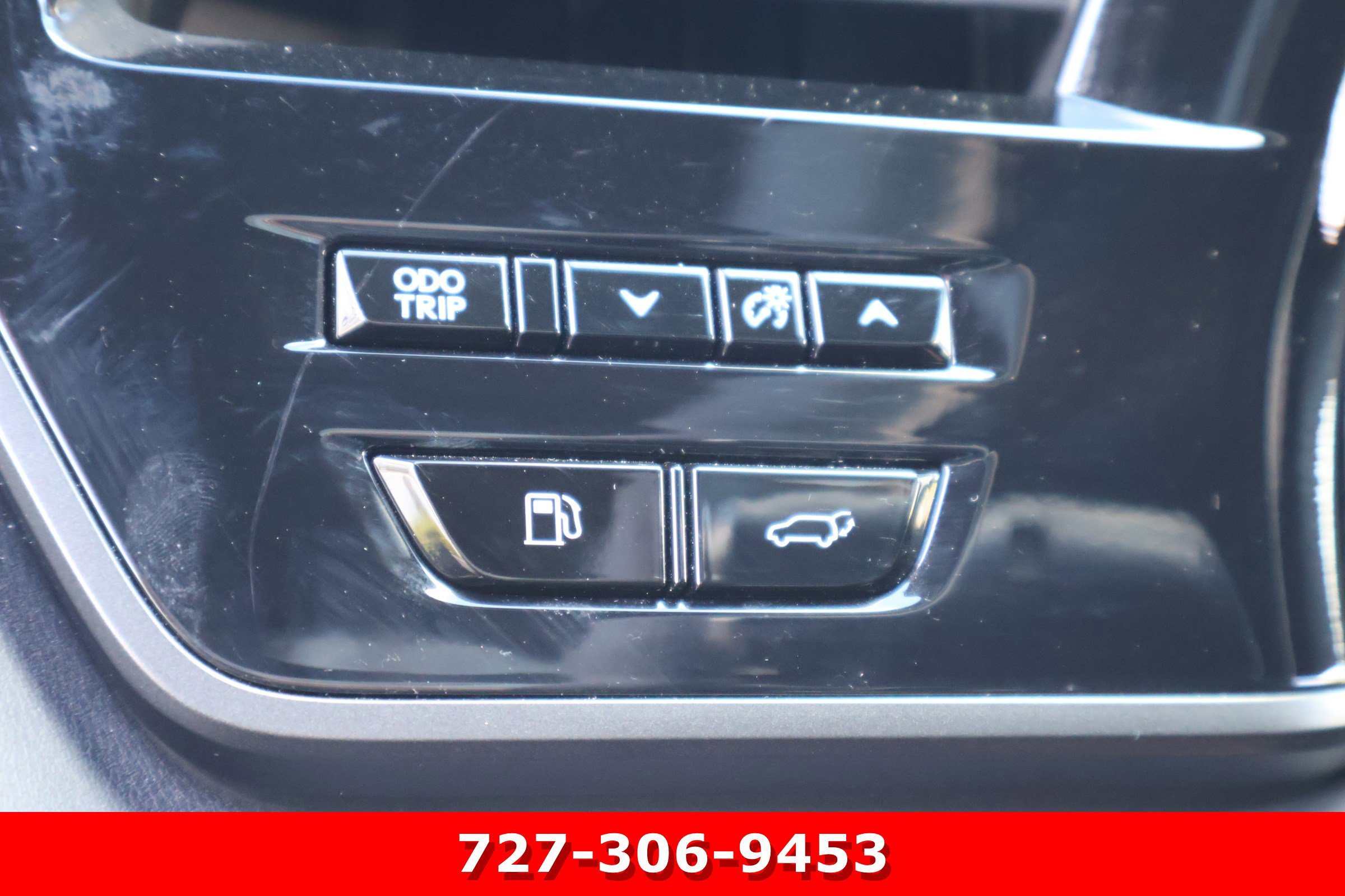 Used 2024 Wind Chill Pearl Lexus  image 24