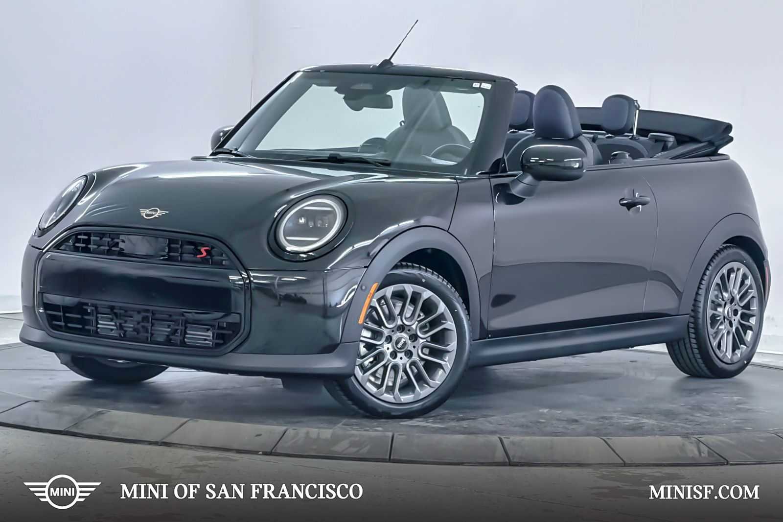 2026 MINI Convertible Signature Plus