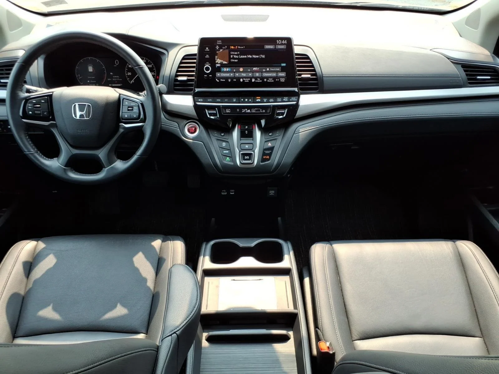 Used 2025 Crystal Black Pearl Honda EX-L image 22