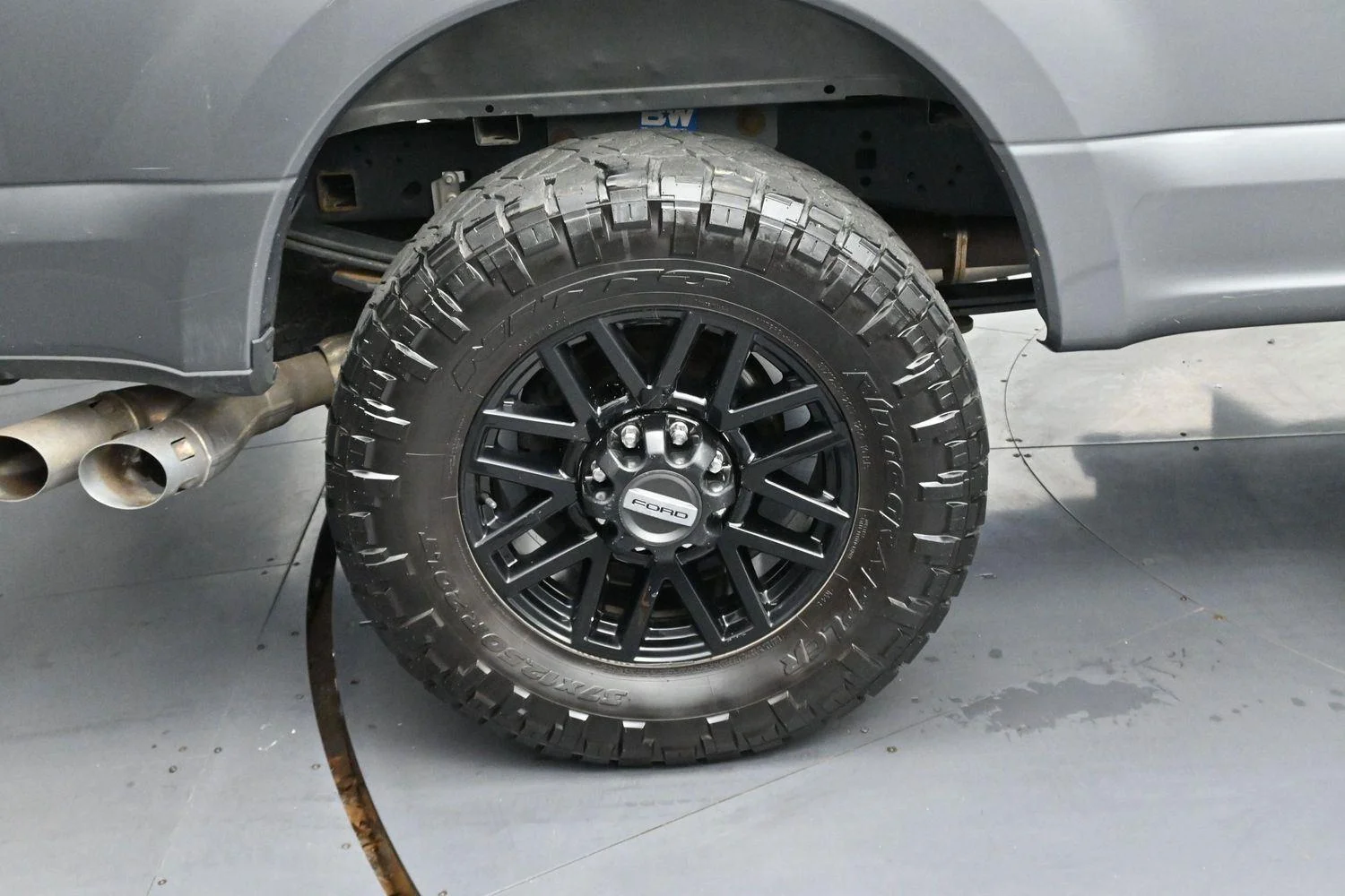 Used 2022 Carbonized Gray Ford Lariat image 34