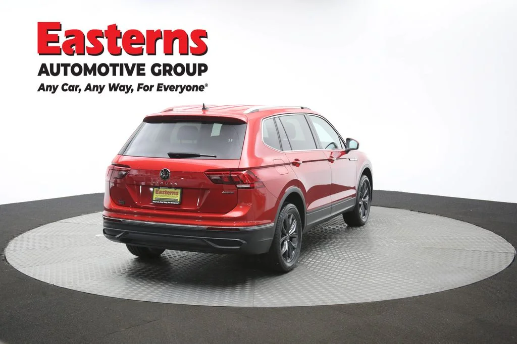 Used 2023 Red Volkswagen 2.0T SE image 37