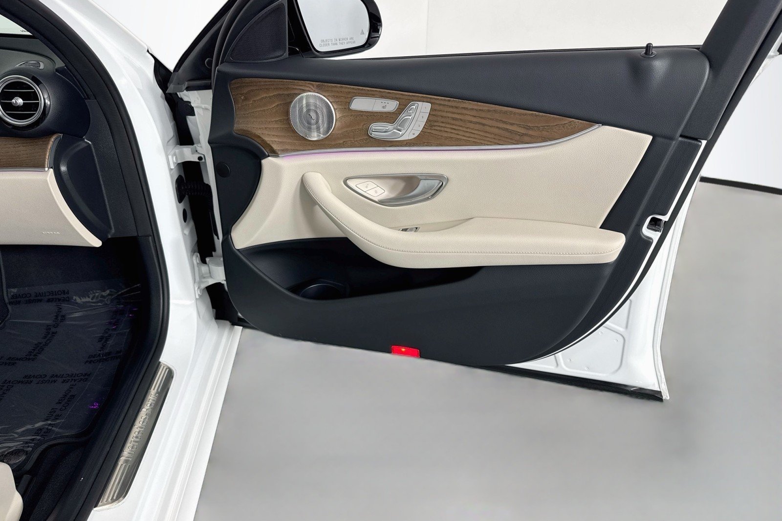 Certified Used 2023 Polar White Mercedes-Benz E 450 image 27