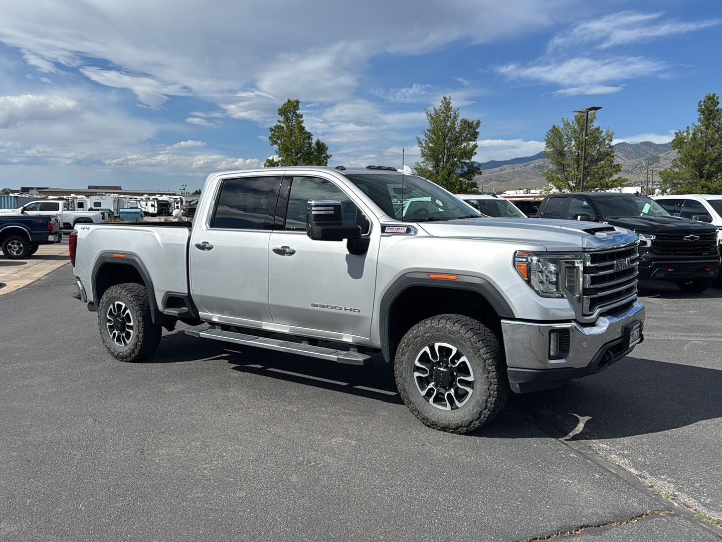 Used 2020 QUICKSILVER METALLIC GMC SLT image 2