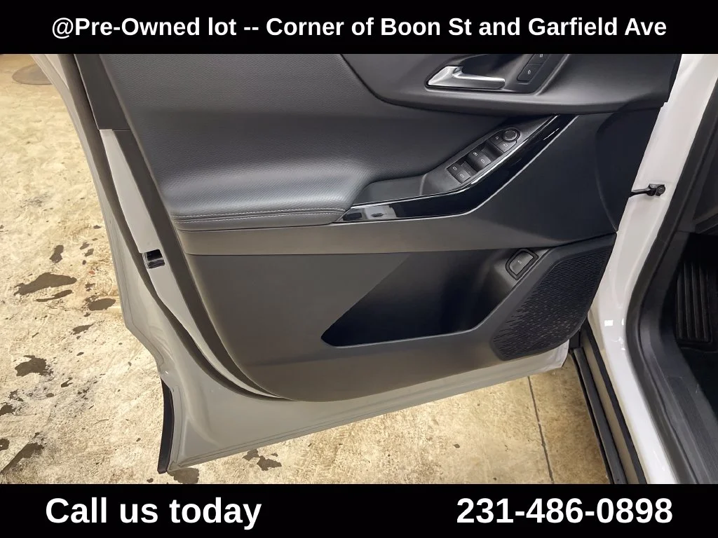 Used 2026 White Chevrolet LT image 15