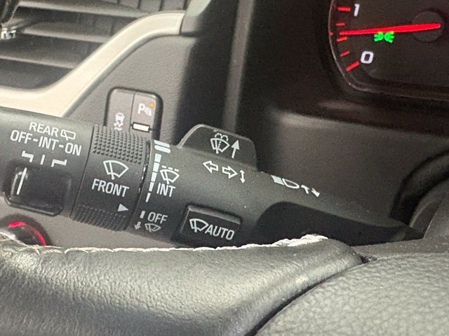 Used 2016 Black GMC SLT image 27