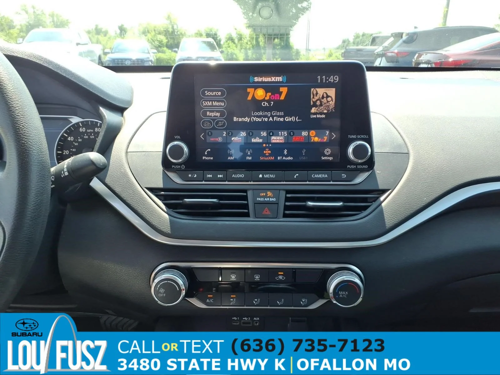 Used 2021 Super Black Nissan 2.5 SV image 10