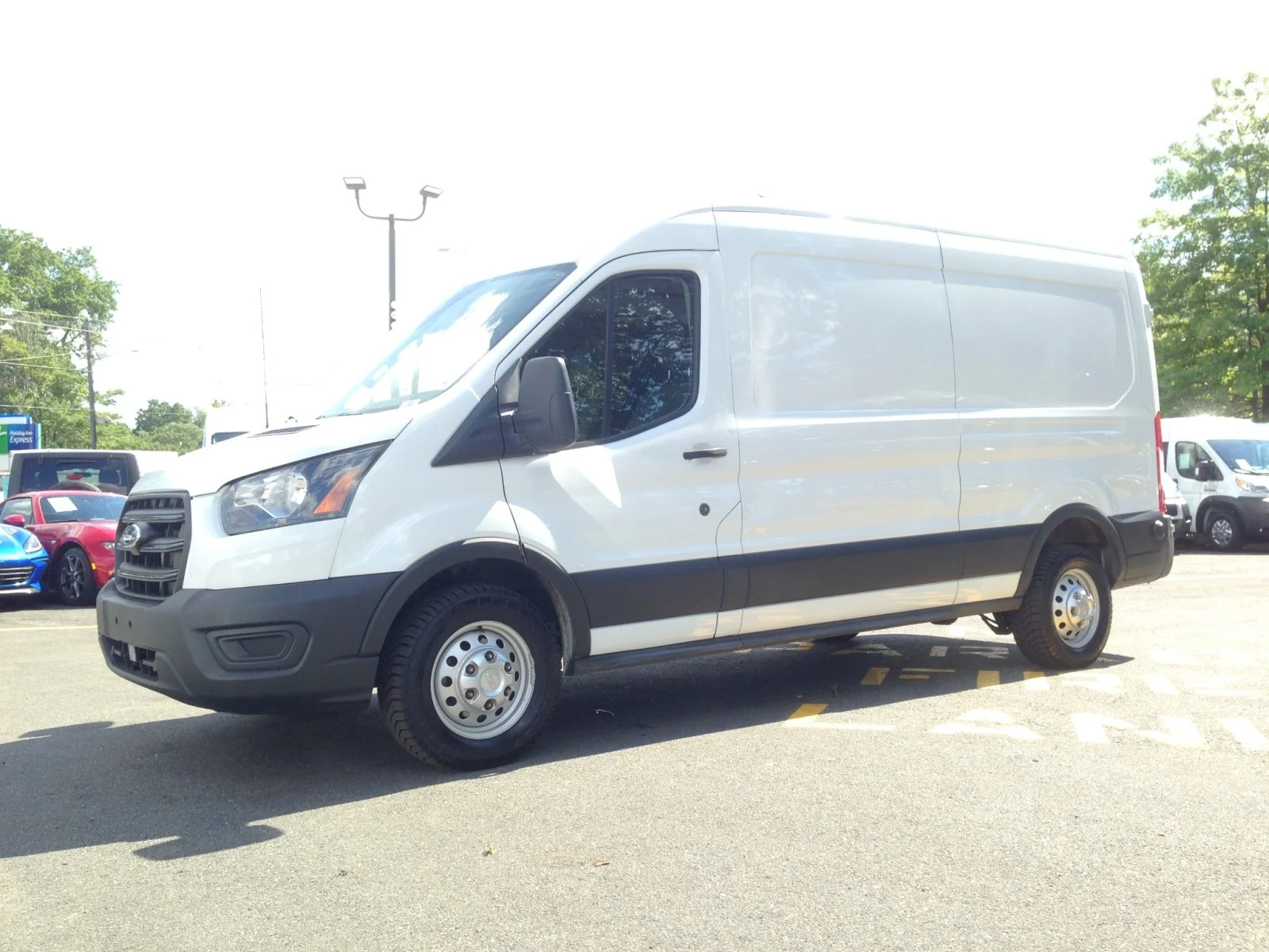 Used 2020 Oxford White Ford w/ rearCam image 9