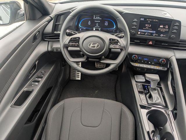 New 2026 Silver Hyundai SEL Sport Premium image 15