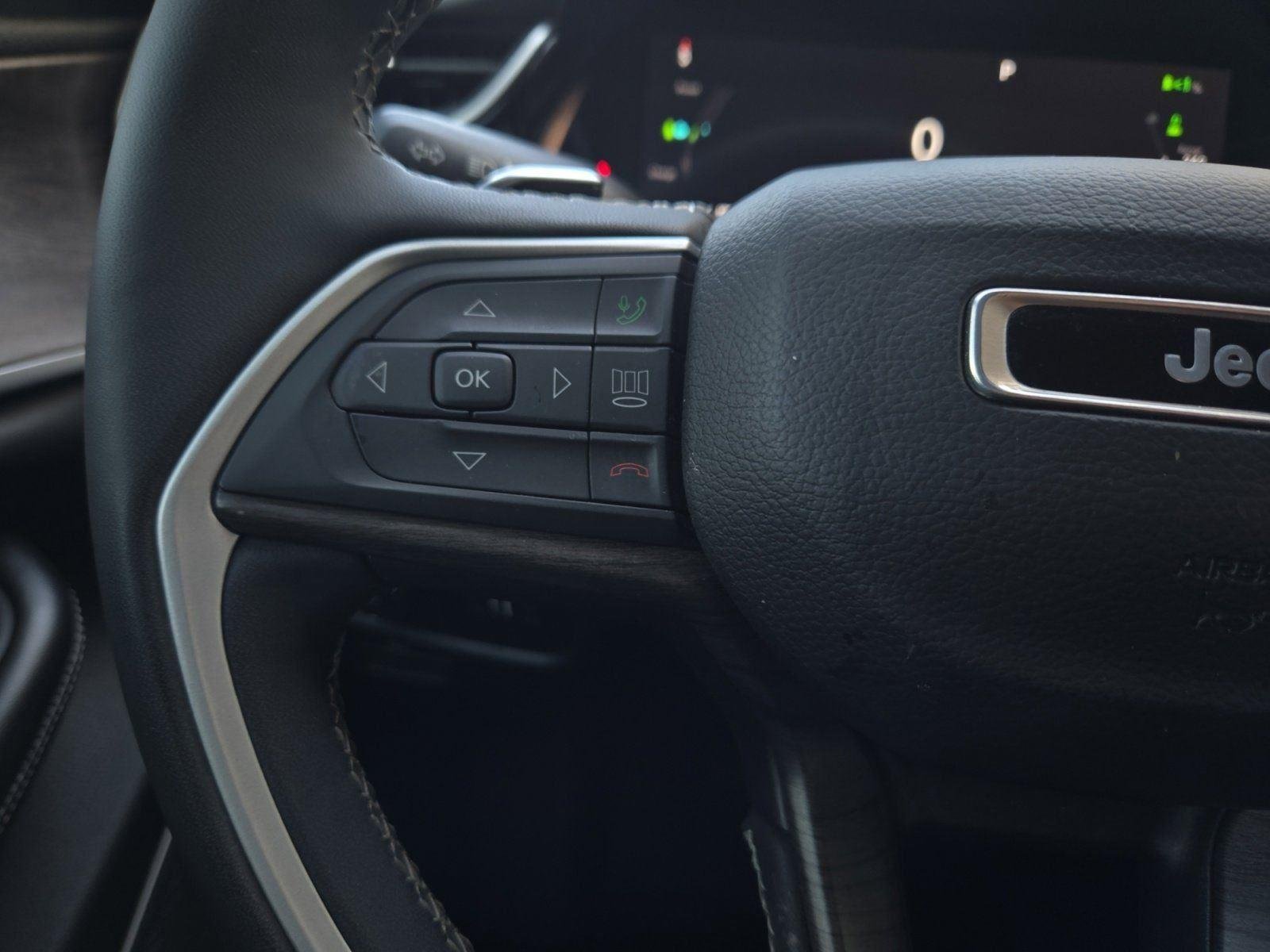 Used 2022 Black Jeep BASE image 15