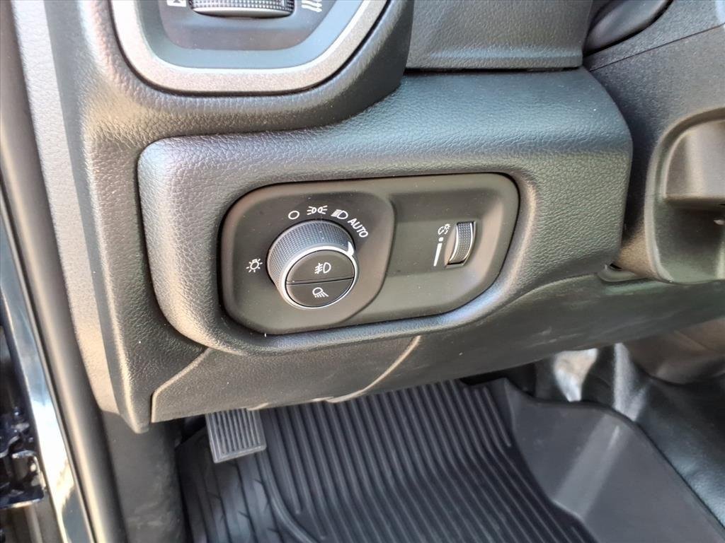 New 2026 Forged Blue Metallic Exterior Paint RAM Tradesman image 10
