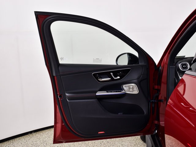 New 2027 MANUFAKTUR Patagonia Red Metallic Mercedes-Benz  image 73