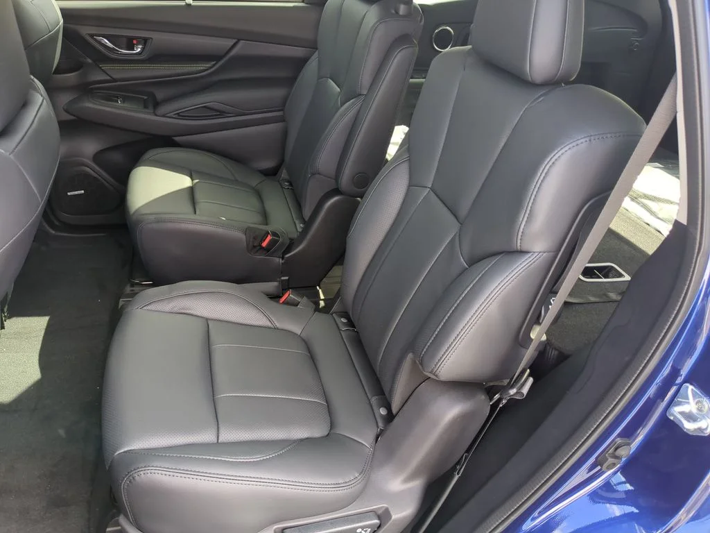 New 2026 SAPPHIRE BLUE PEARL Subaru Onyx Edition Touring 7-Passenger image 17