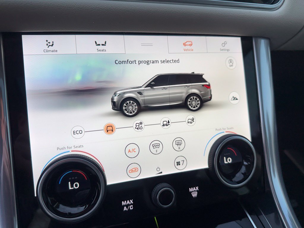 Used 2022 Black Land Rover HSE Silver Edition image 22