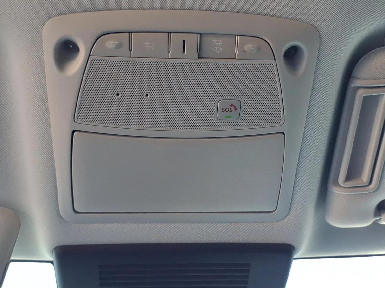 Used 2023  Nissan SV image 16