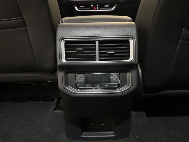 2026 Volkswagen Atlas SE - Photo 28