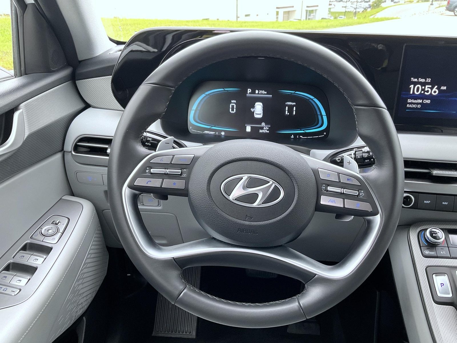 2025 Hyundai Palisade SEL - Photo 13