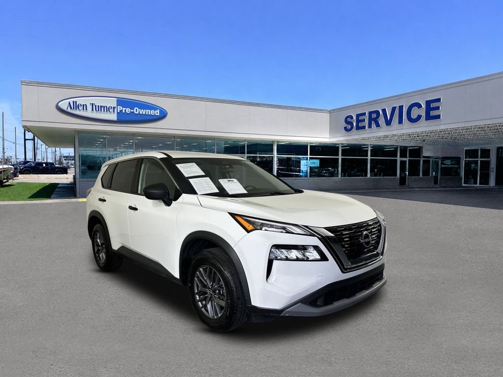 Used 2023 Glacier White Nissan S image 2