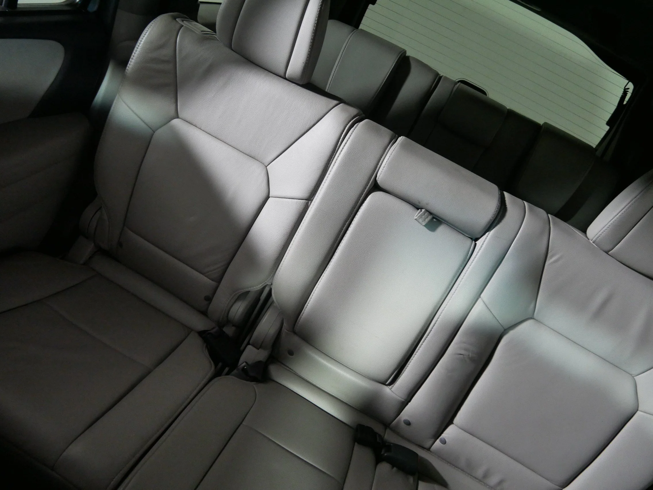 Used 2013 Polished Metal Metallic Honda Touring image 12