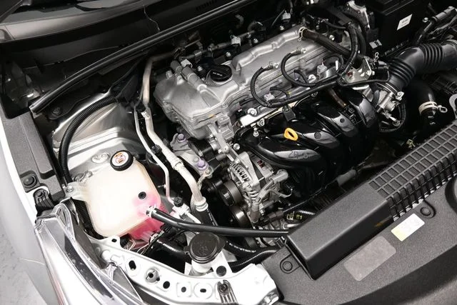 Used 2022 Silver Toyota LE image 36